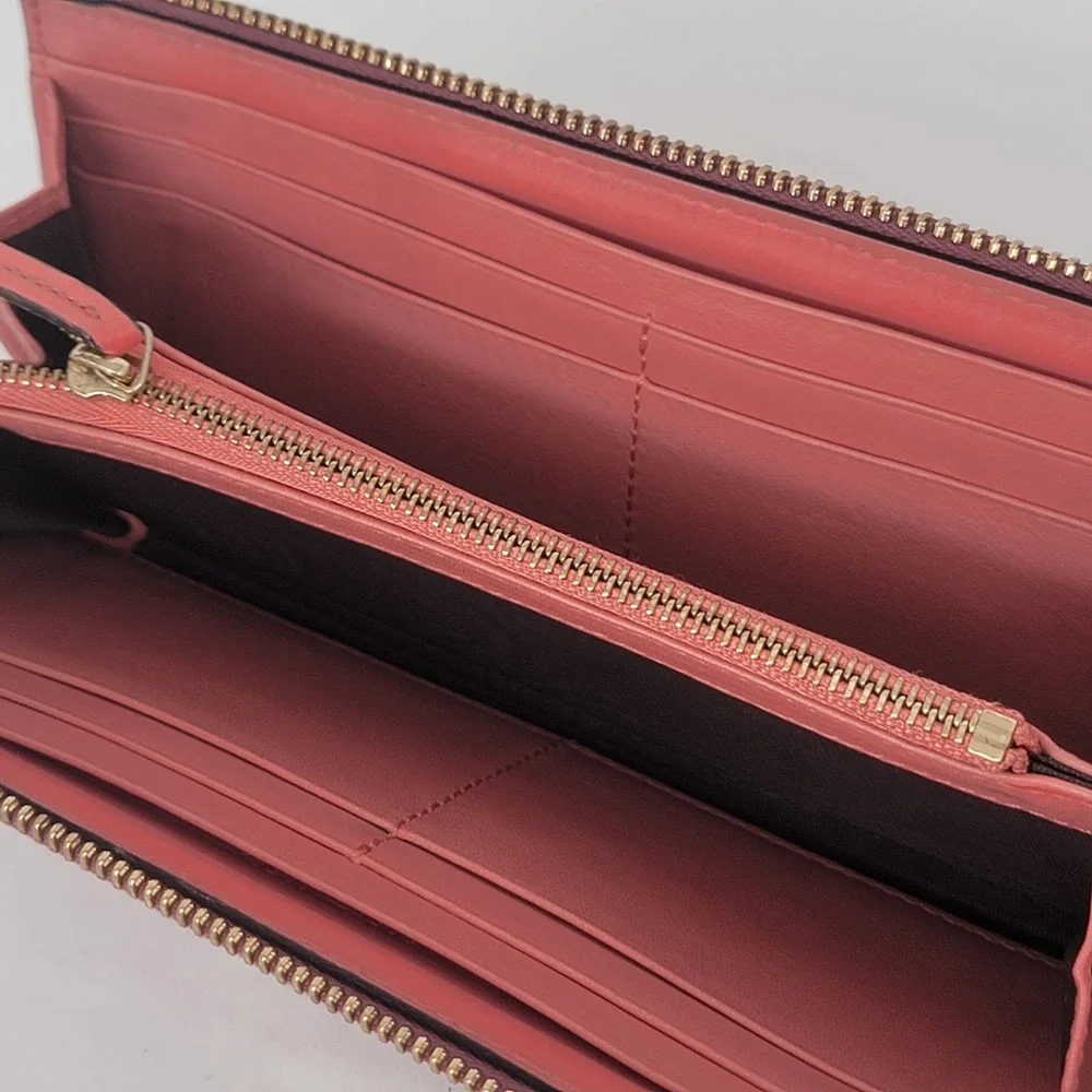 Gucci microguccissima patent